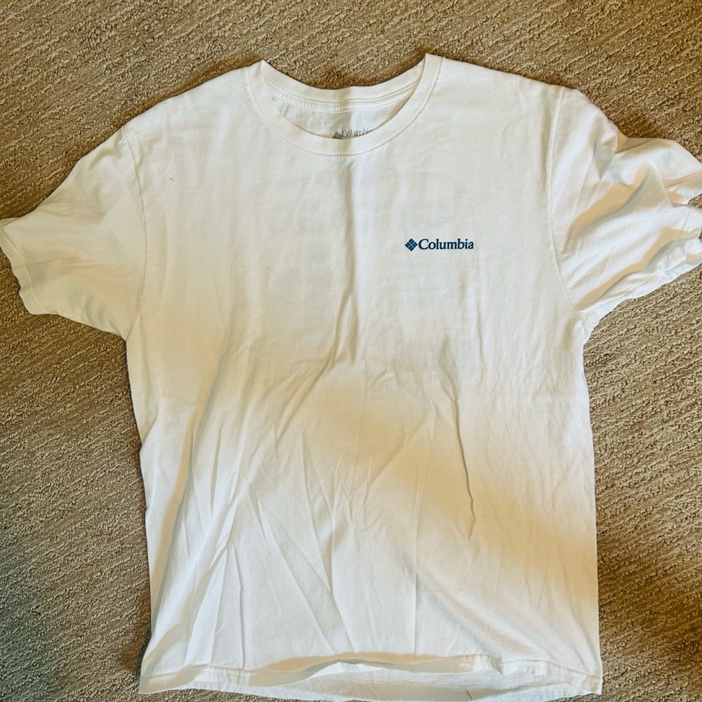 Columbia T-shirt